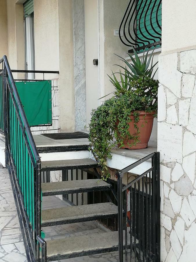 A Due Passi Dal Mare Leilighet Sestri Levante Eksteriør bilde